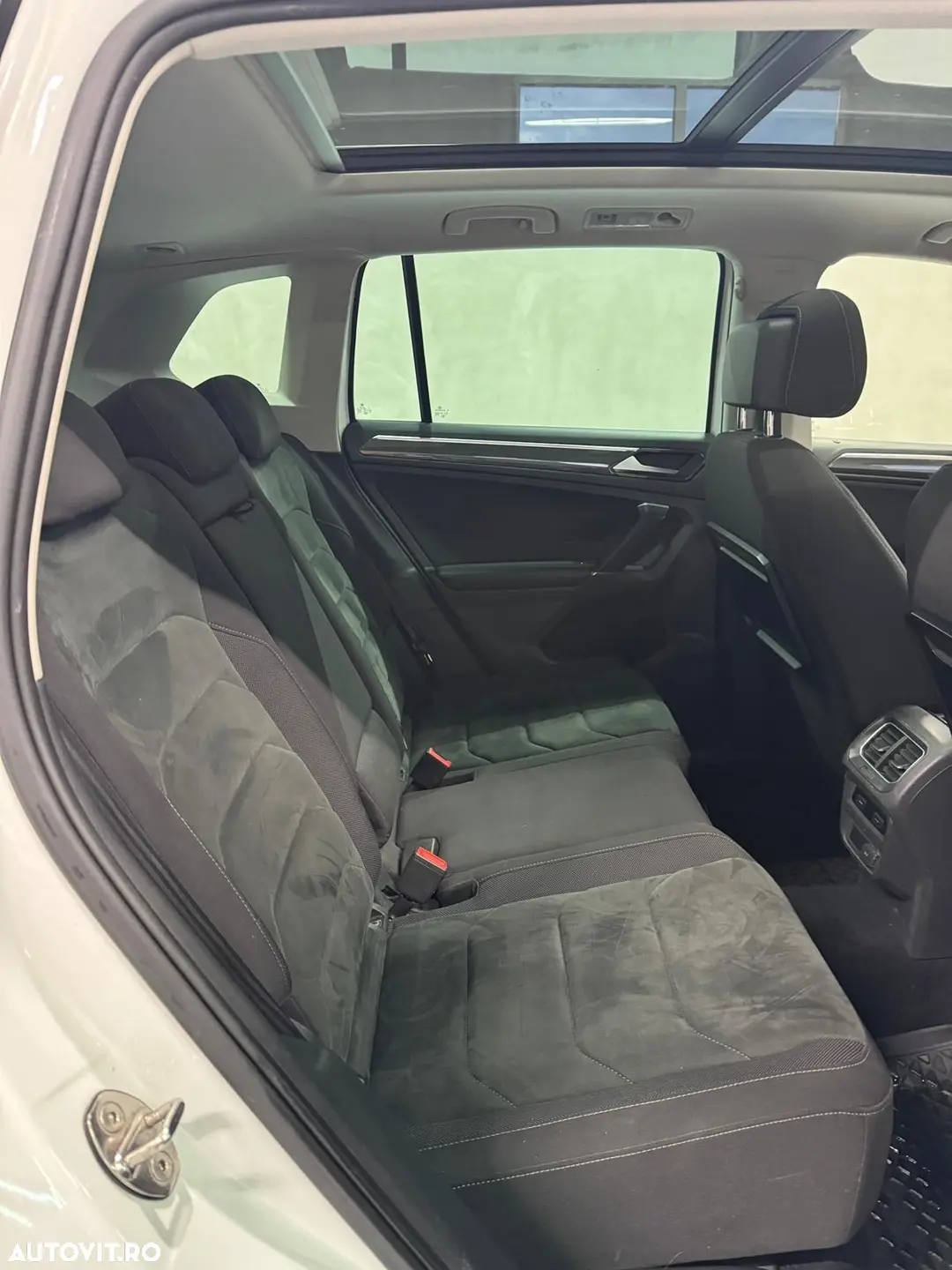 Volkswagen Tiguan 2.0 TDI Highline 4Motion BlueMotion Tech - Imagine 15