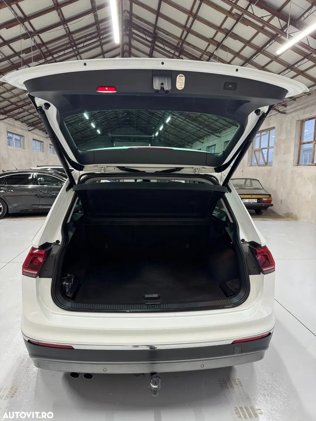 Volkswagen Tiguan 2.0 TDI Highline 4Motion BlueMotion Tech - Imagine 6