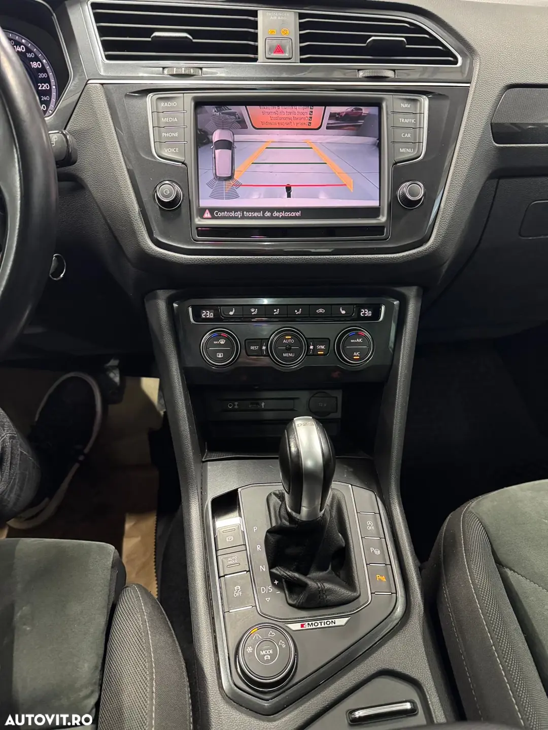 Volkswagen Tiguan 2.0 TDI Highline 4Motion BlueMotion Tech - Imagine 11