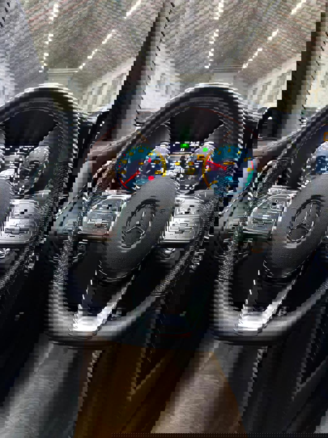 GLC 300 de 4Matic 9G-TRONIC AMG Line - Imagine 9