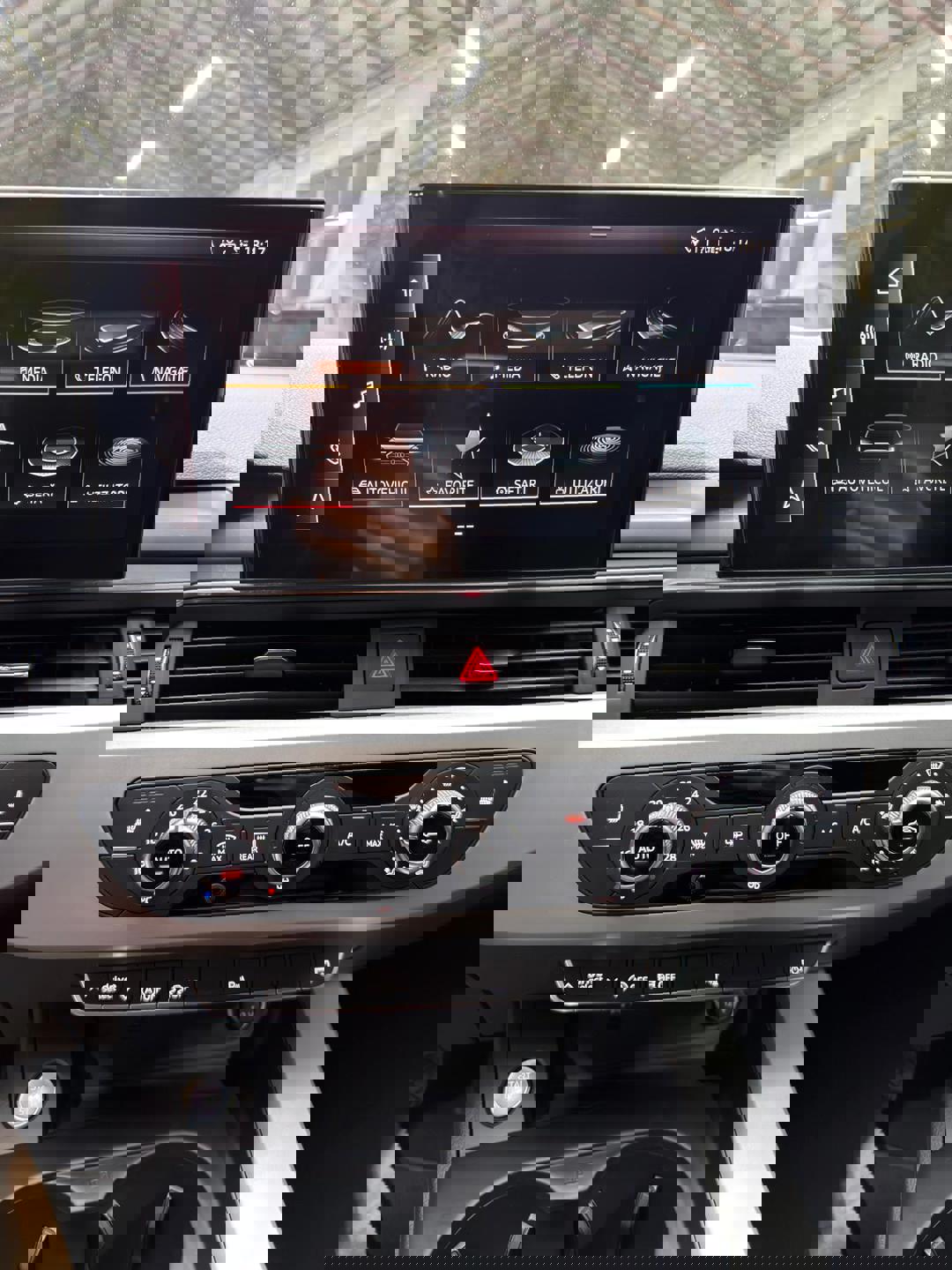 Audi A4 Avant 2.0 TDI Quattro Mild-Hibrid - Imagine 12