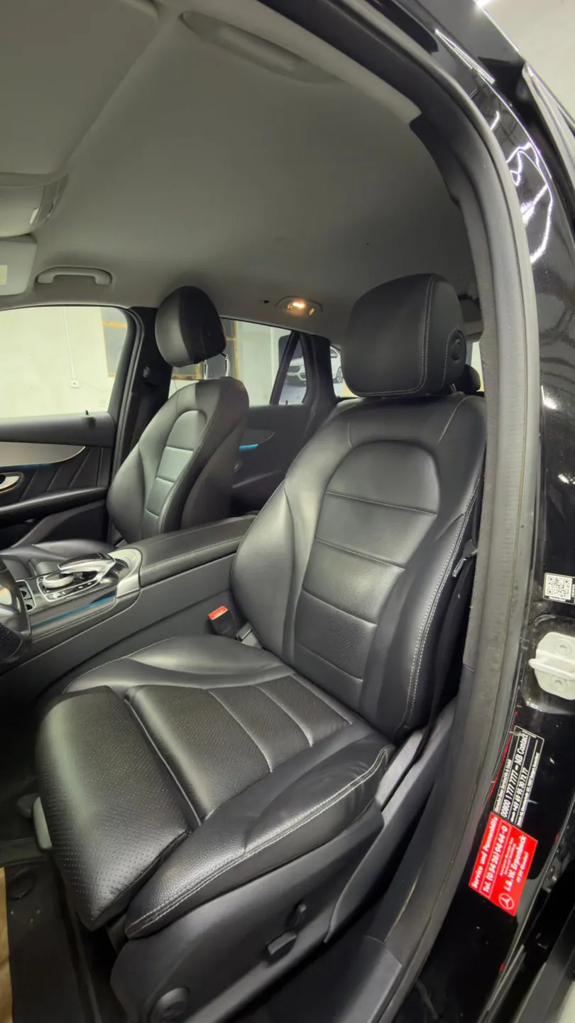 MERCEDES BENZ GLC 250d 4 MATIC - AMG Pachet  - Imagine 11