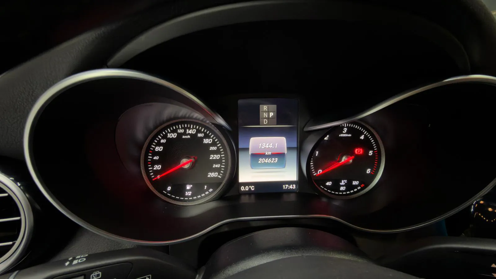 MERCEDES BENZ GLC 250d 4 MATIC - AMG Pachet  - Imagine 18