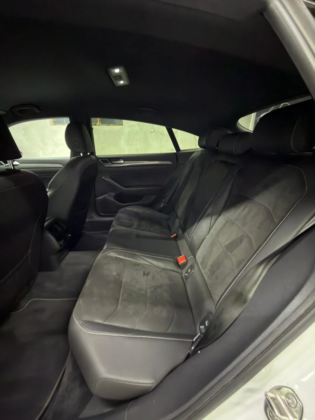 Volkswagen ARTEON 2.0 TDI SCR 4Motion DSG R-Line - Imagine 21