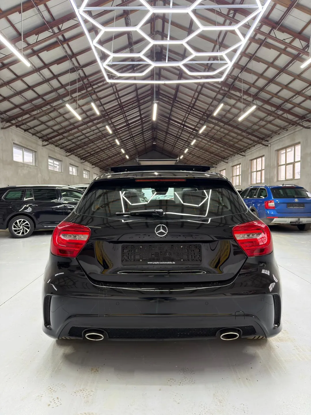 Mercedes-Benz A 200 CDI 7G-DCT AMG Line - Imagine 4