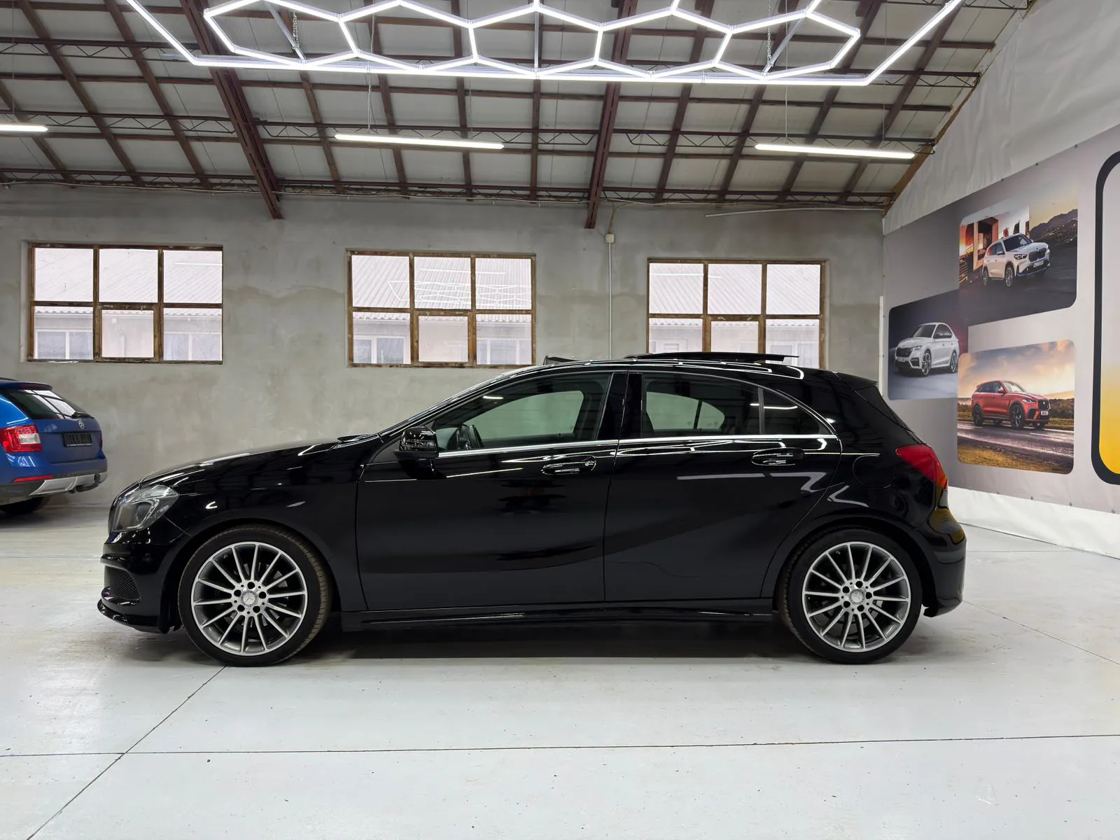 Mercedes-Benz A 200 CDI 7G-DCT AMG Line - Imagine 7