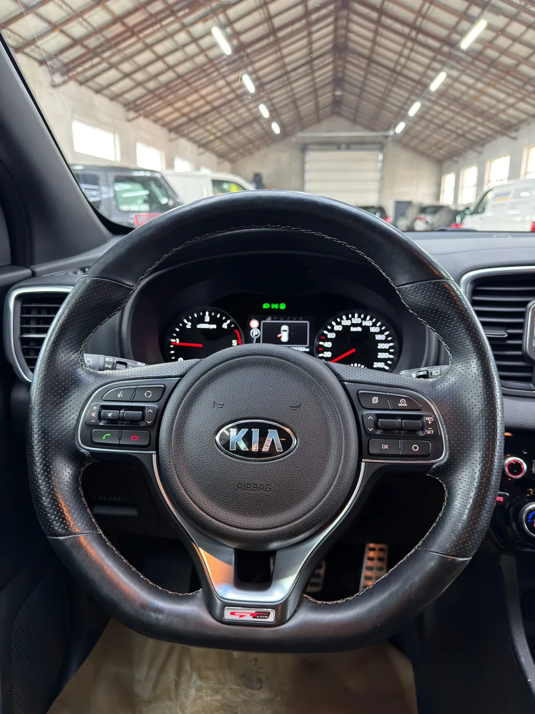 Kia Sportage 1.7 CRDi GT-Line - Imagine 10