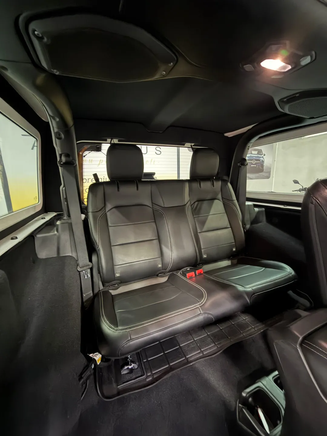 Jeep Wrangler 2.2 CRDi AWD Automatik Sky One-Touch Sahara - Imagine 18