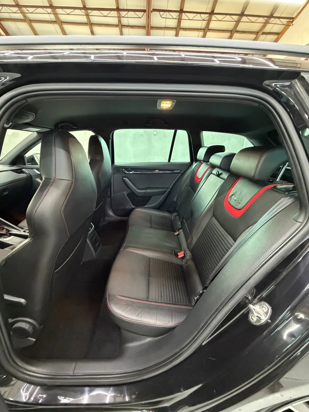 Skoda Octavia 2.0 TDI DSG WRS - Imagine 14