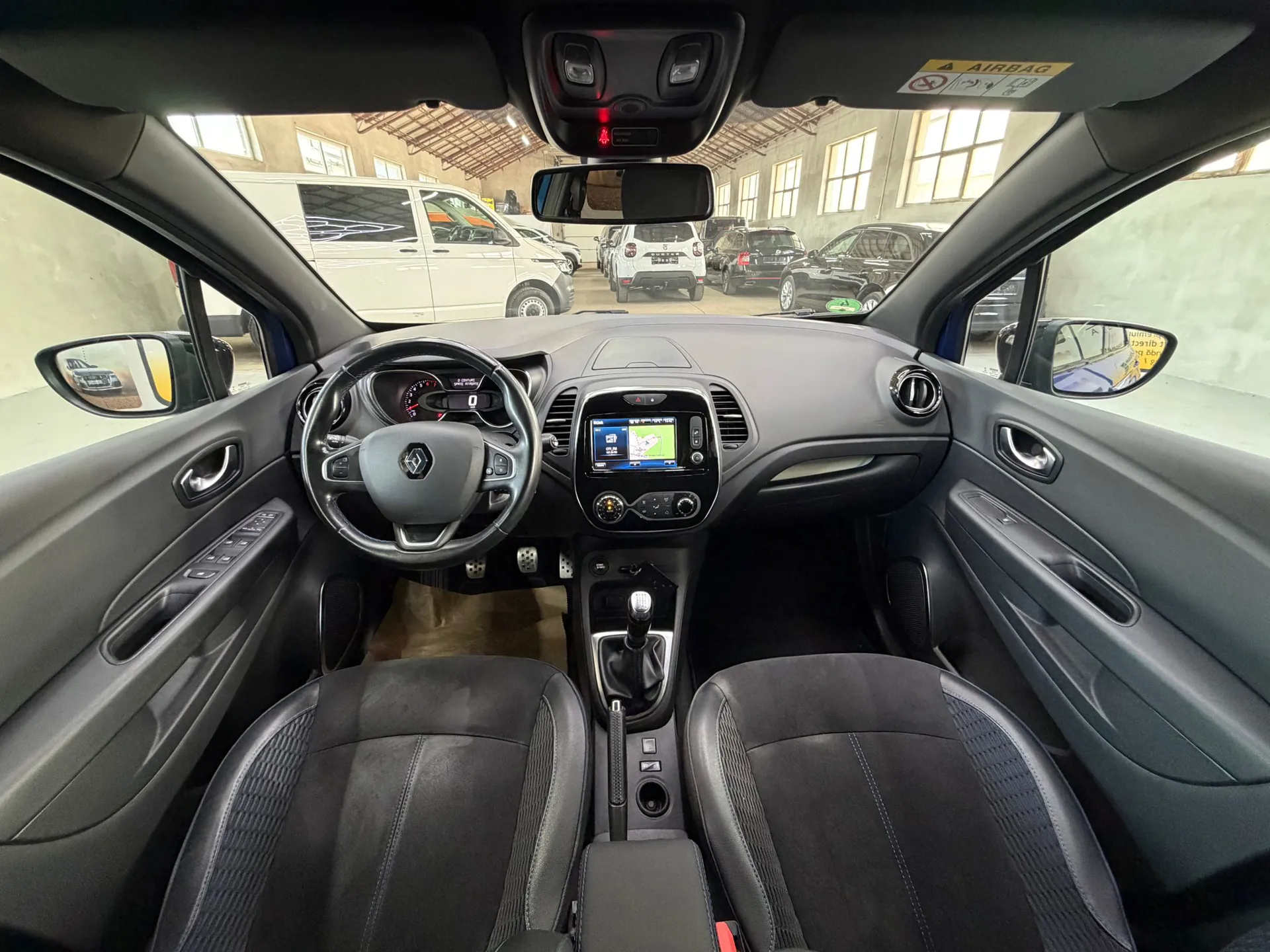 Renault Captur TCe 150 GPF VERSION S - Imagine 23