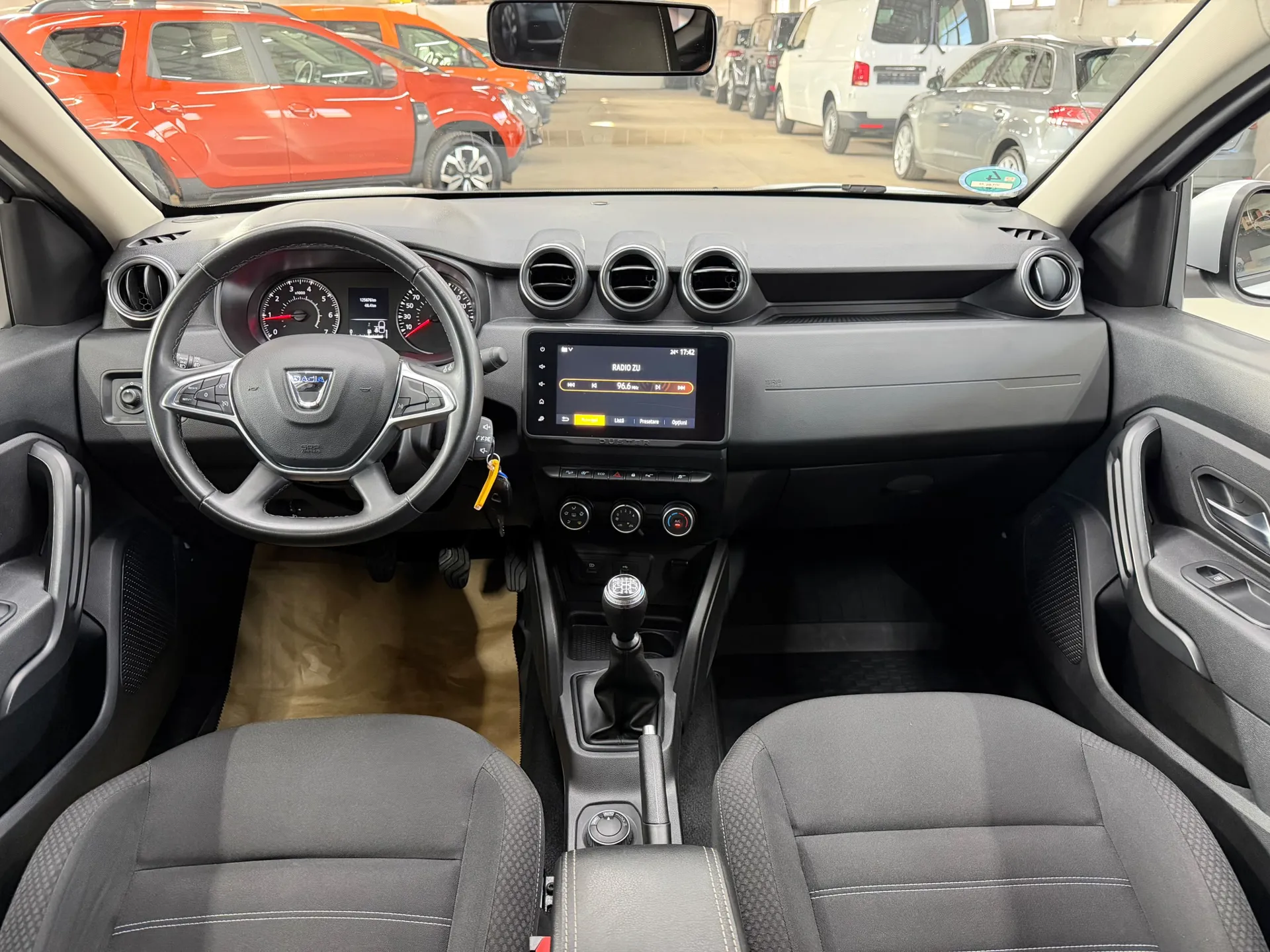 Dacia Duster Blue dCi 115 4WD Comfort - Imagine 9